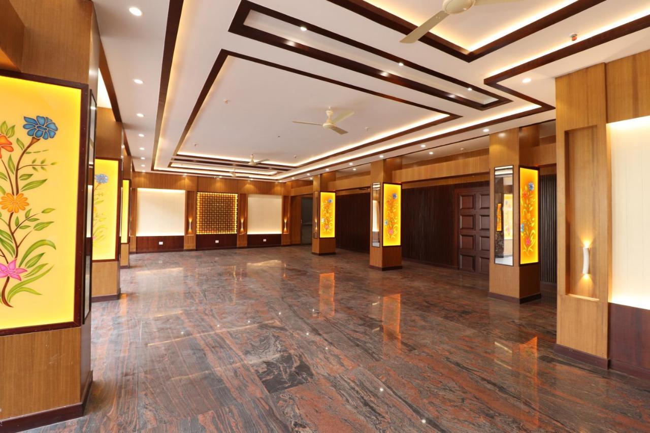 Jjk Rukmini Vilas Hotel & Banquet Muzaffarpur Zewnętrze zdjęcie