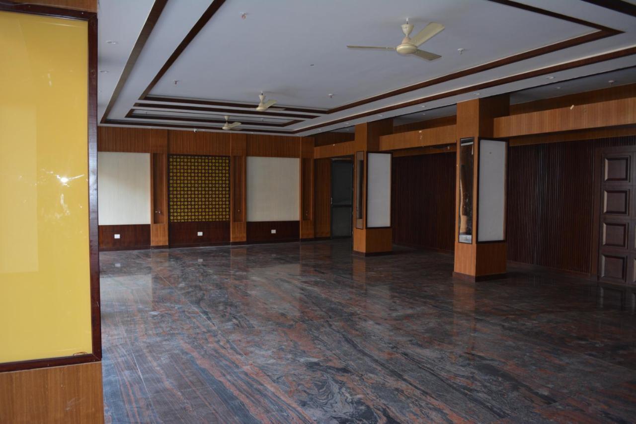 Jjk Rukmini Vilas Hotel & Banquet Muzaffarpur Zewnętrze zdjęcie