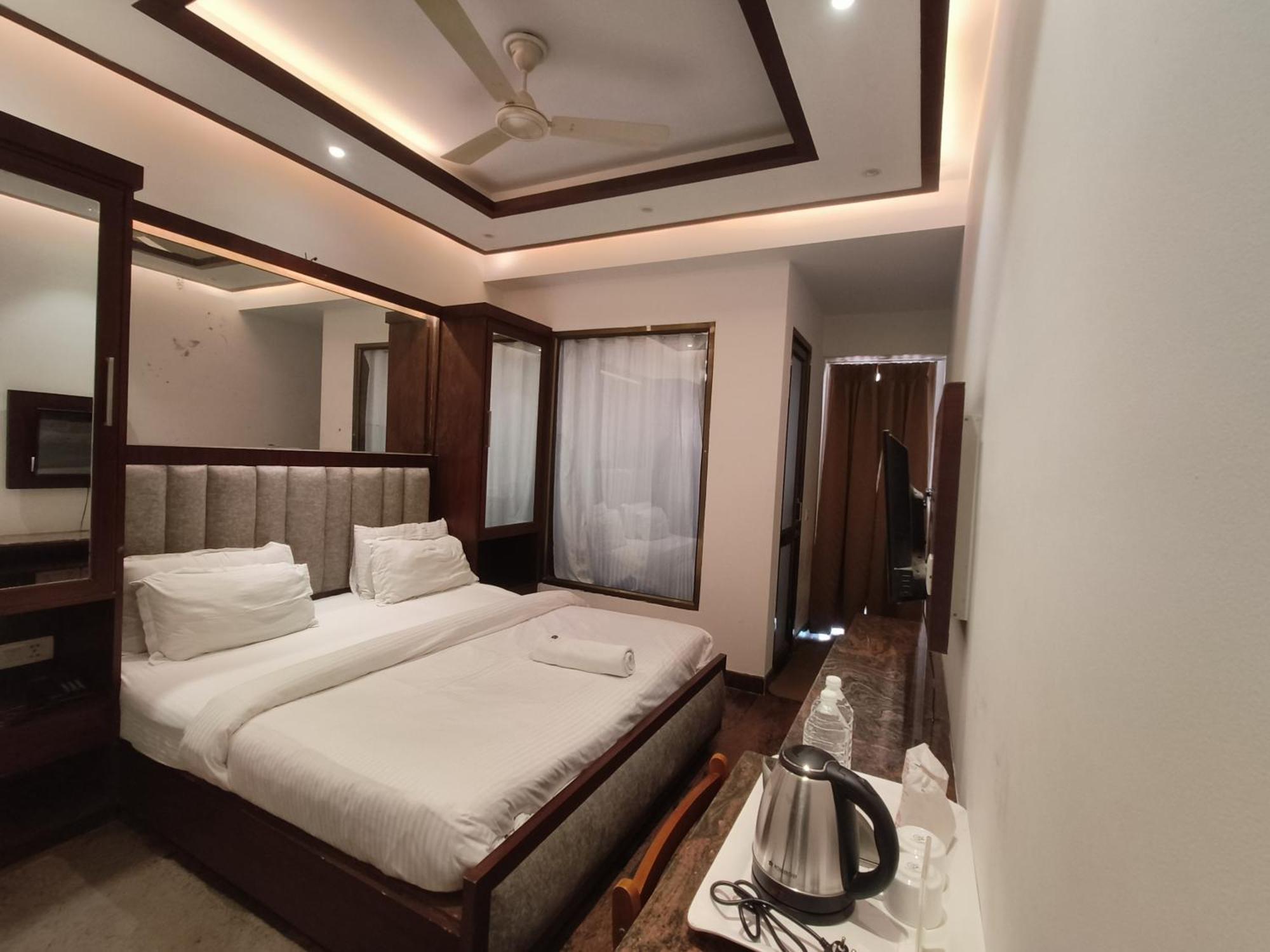 Jjk Rukmini Vilas Hotel & Banquet Muzaffarpur Zewnętrze zdjęcie