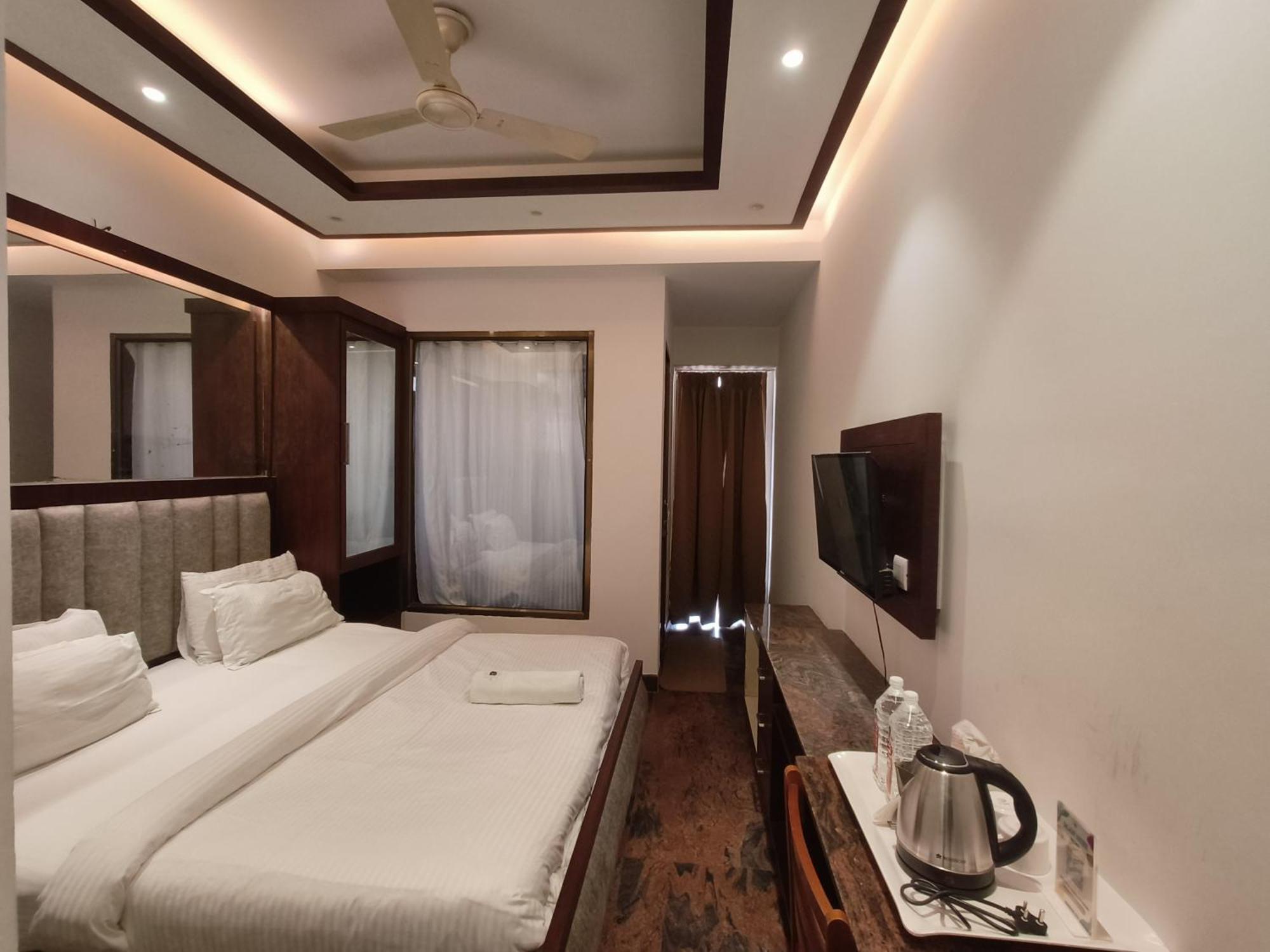 Jjk Rukmini Vilas Hotel & Banquet Muzaffarpur Zewnętrze zdjęcie