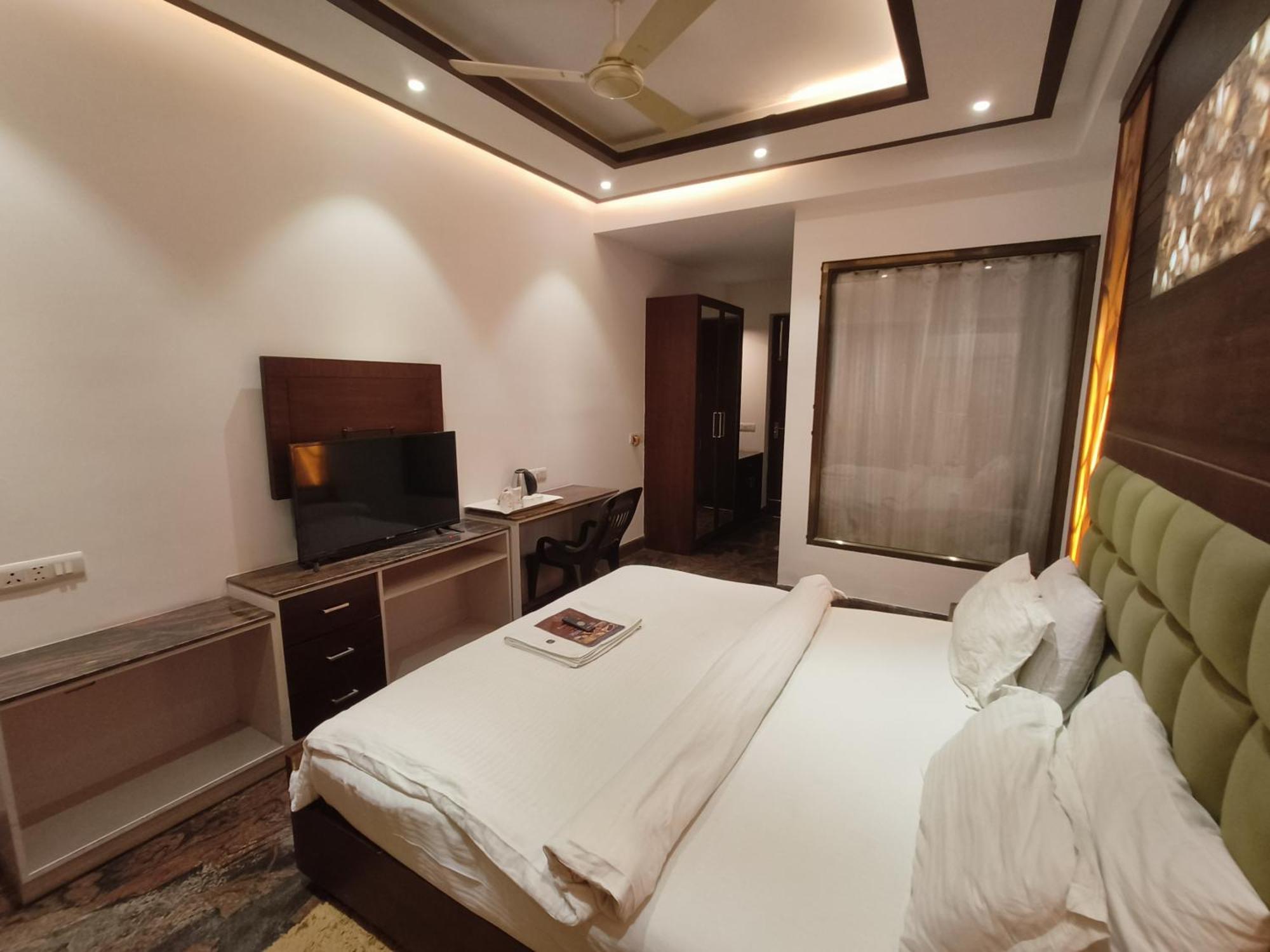 Jjk Rukmini Vilas Hotel & Banquet Muzaffarpur Zewnętrze zdjęcie