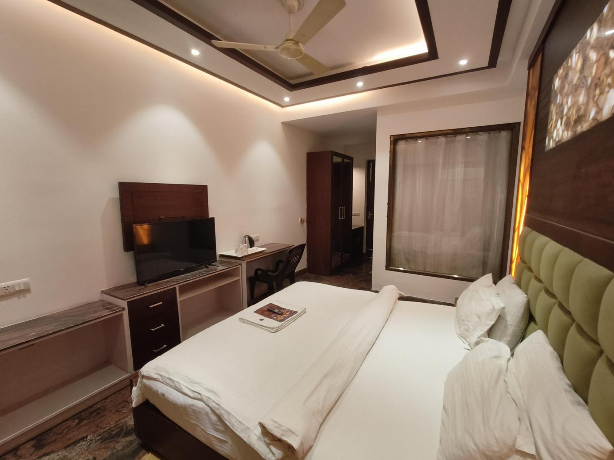 Jjk Rukmini Vilas Hotel & Banquet Muzaffarpur Zewnętrze zdjęcie