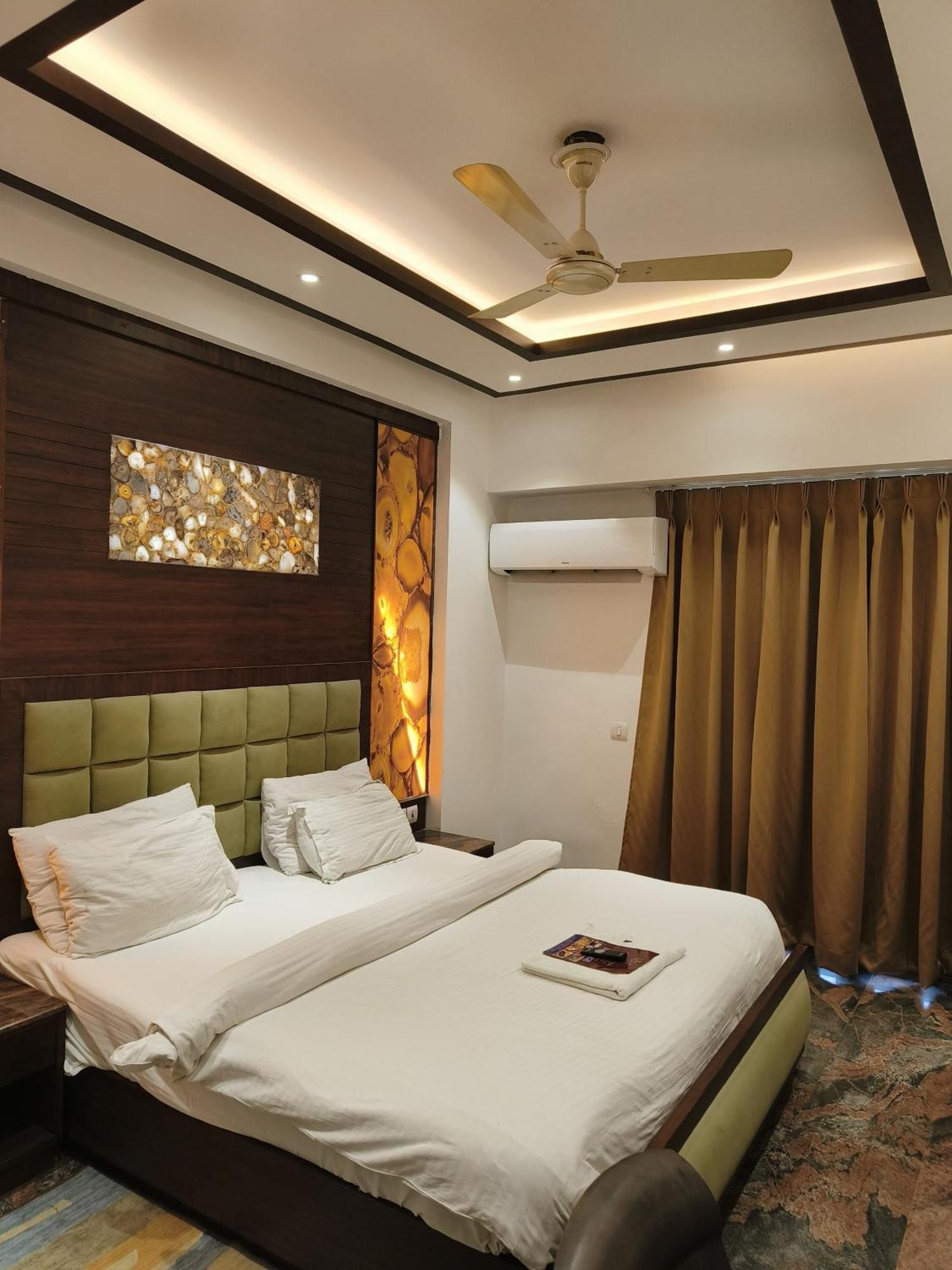 Jjk Rukmini Vilas Hotel & Banquet Muzaffarpur Zewnętrze zdjęcie