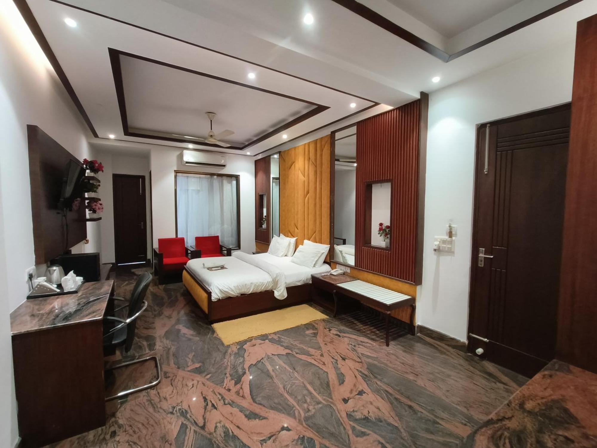 Jjk Rukmini Vilas Hotel & Banquet Muzaffarpur Zewnętrze zdjęcie
