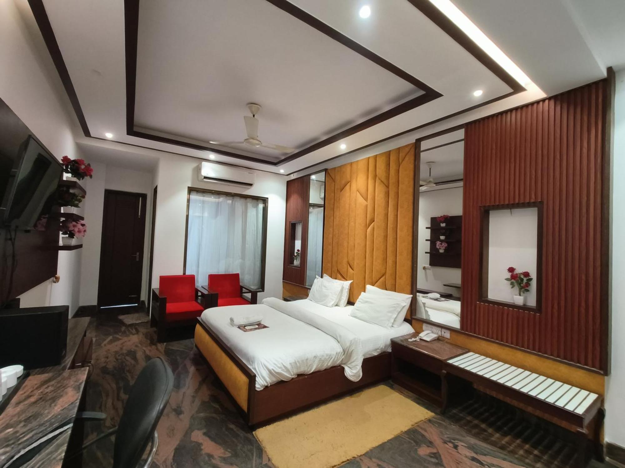 Jjk Rukmini Vilas Hotel & Banquet Muzaffarpur Zewnętrze zdjęcie